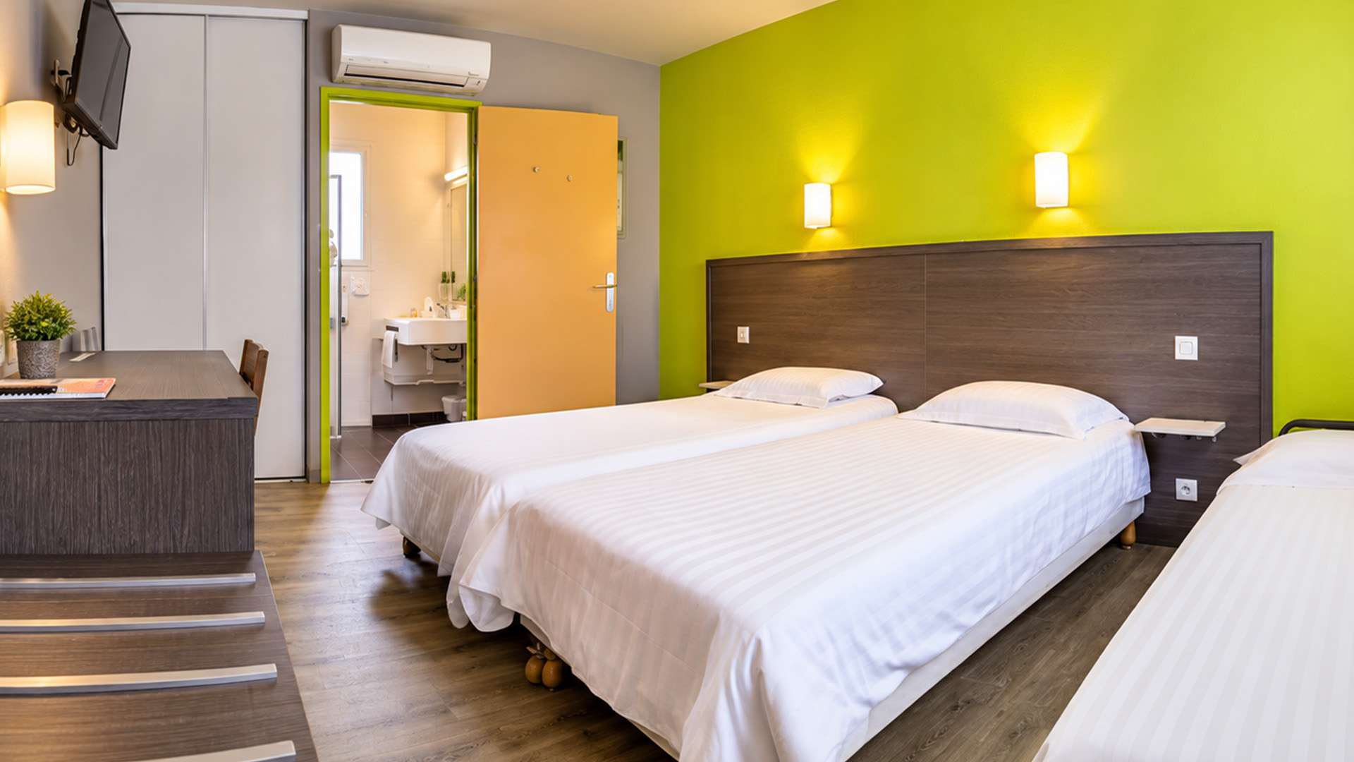 Chambre pour 2 personnes avec 2 lits