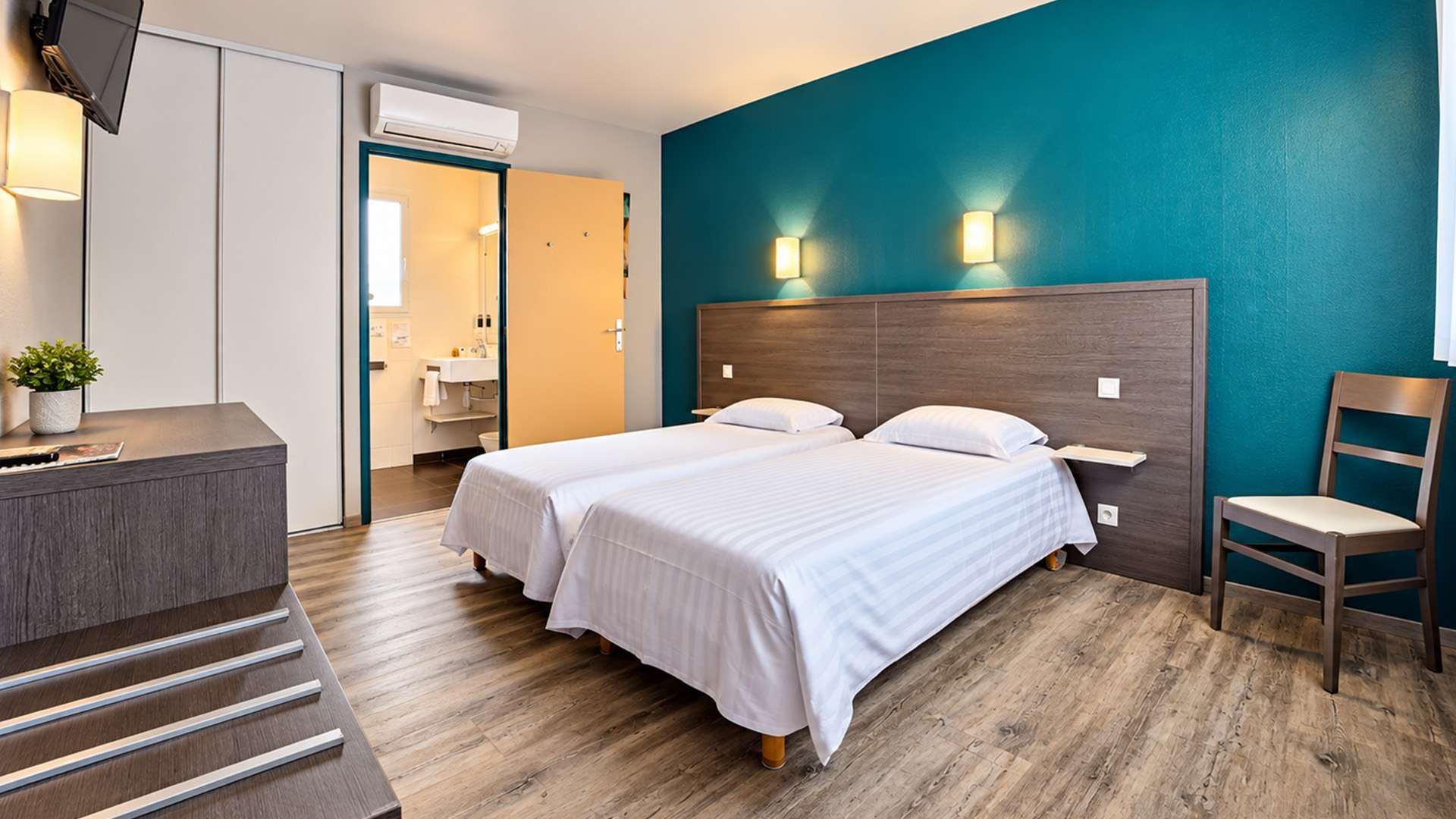 Chambre pour 2 personnes avec 2 lits